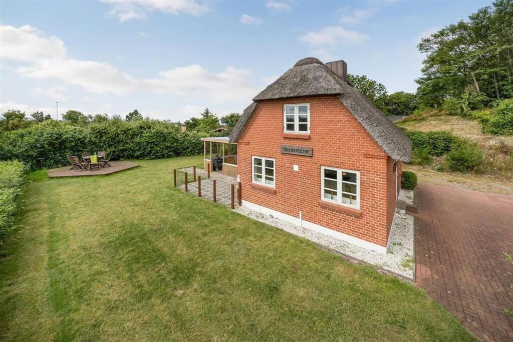 Thatched Holiday Home In Struer, Jutland With A View Exterior photo