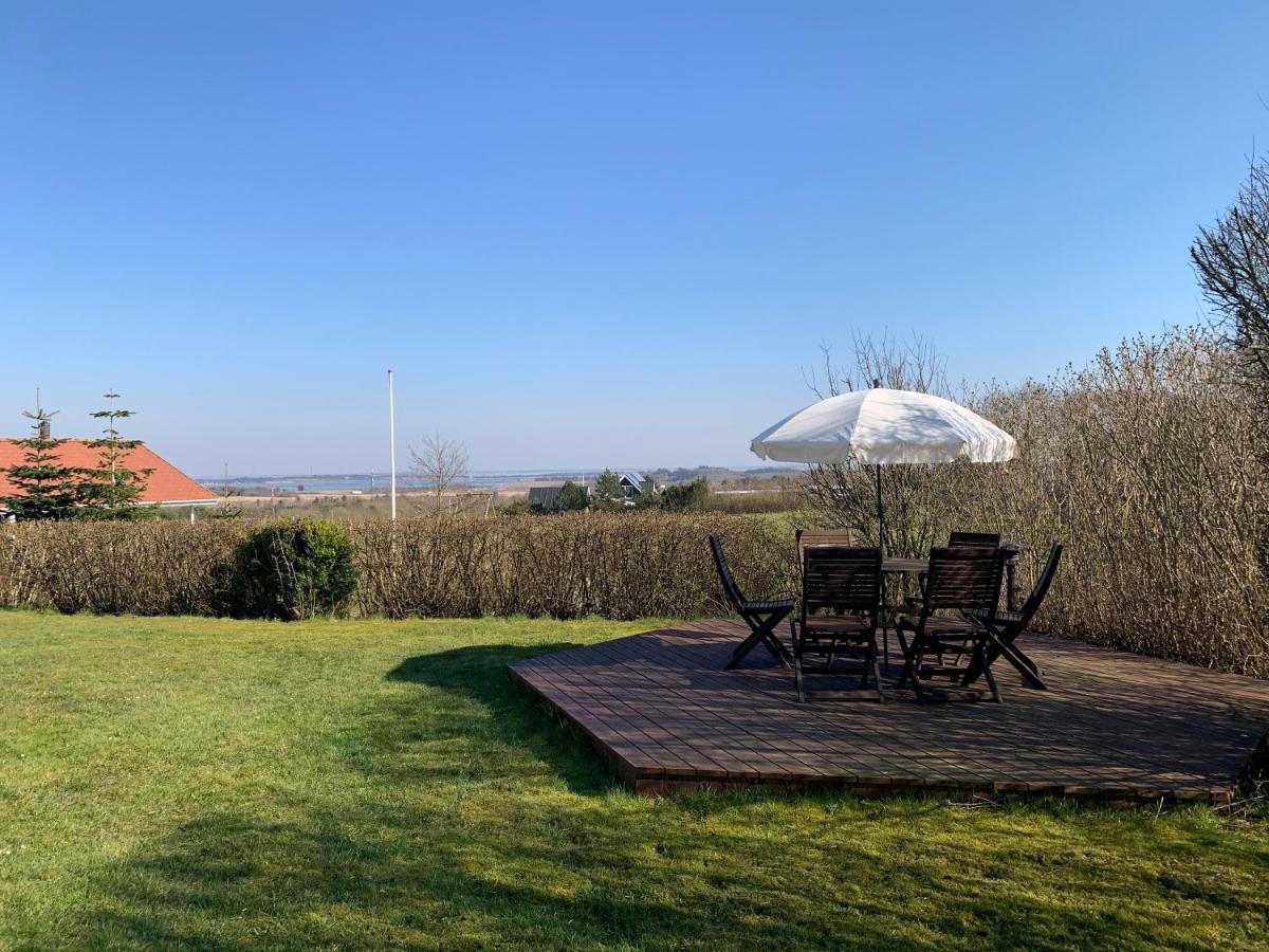 Thatched Holiday Home In Struer, Jutland With A View Exterior photo